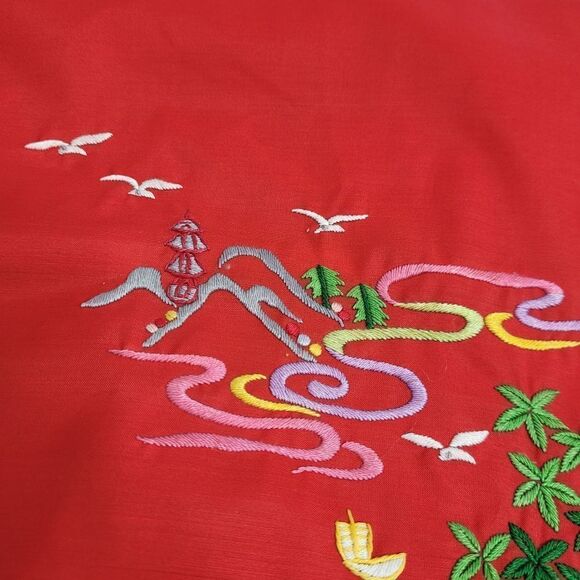 VINTAGE 70s robe red hand embroidered Chinese garden tie kimono M - Picture 6 of 10